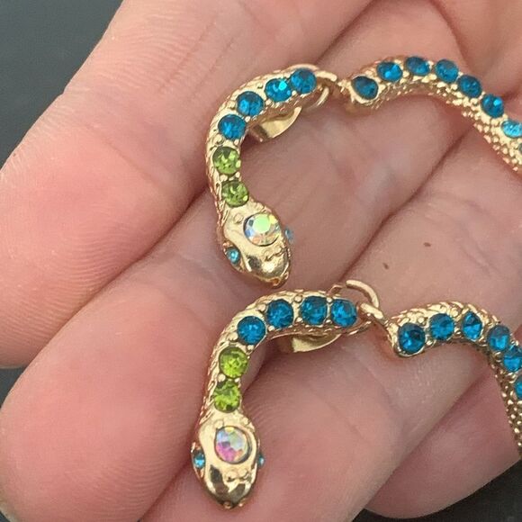 Pavé Crystal Cobra Snake Swivel Front & Back Linear Earrings Tail Unisex NEW - Picture 9 of 9